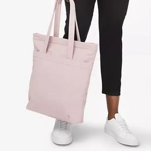 Lululemon tote bag